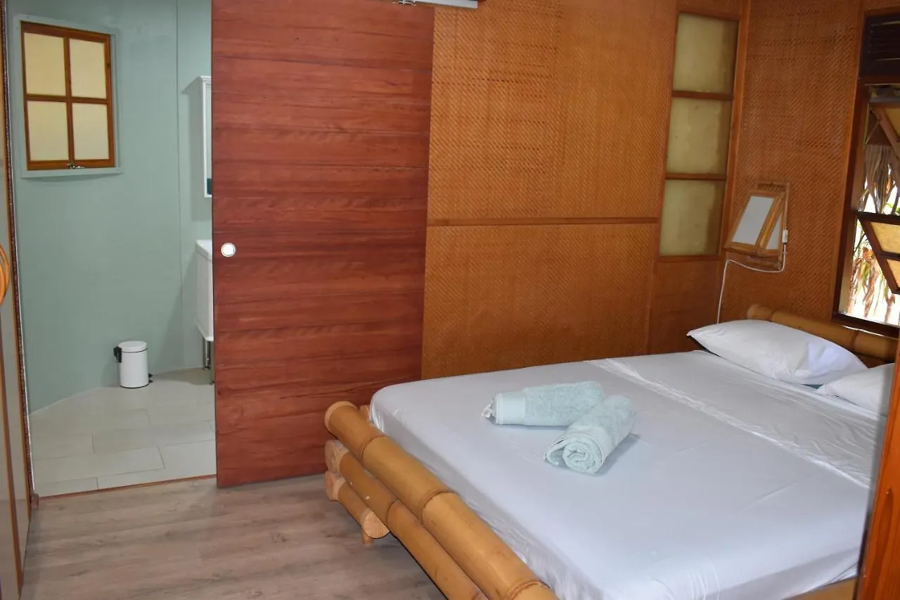 Fare Aute Beach Vaianae Гостевой дом