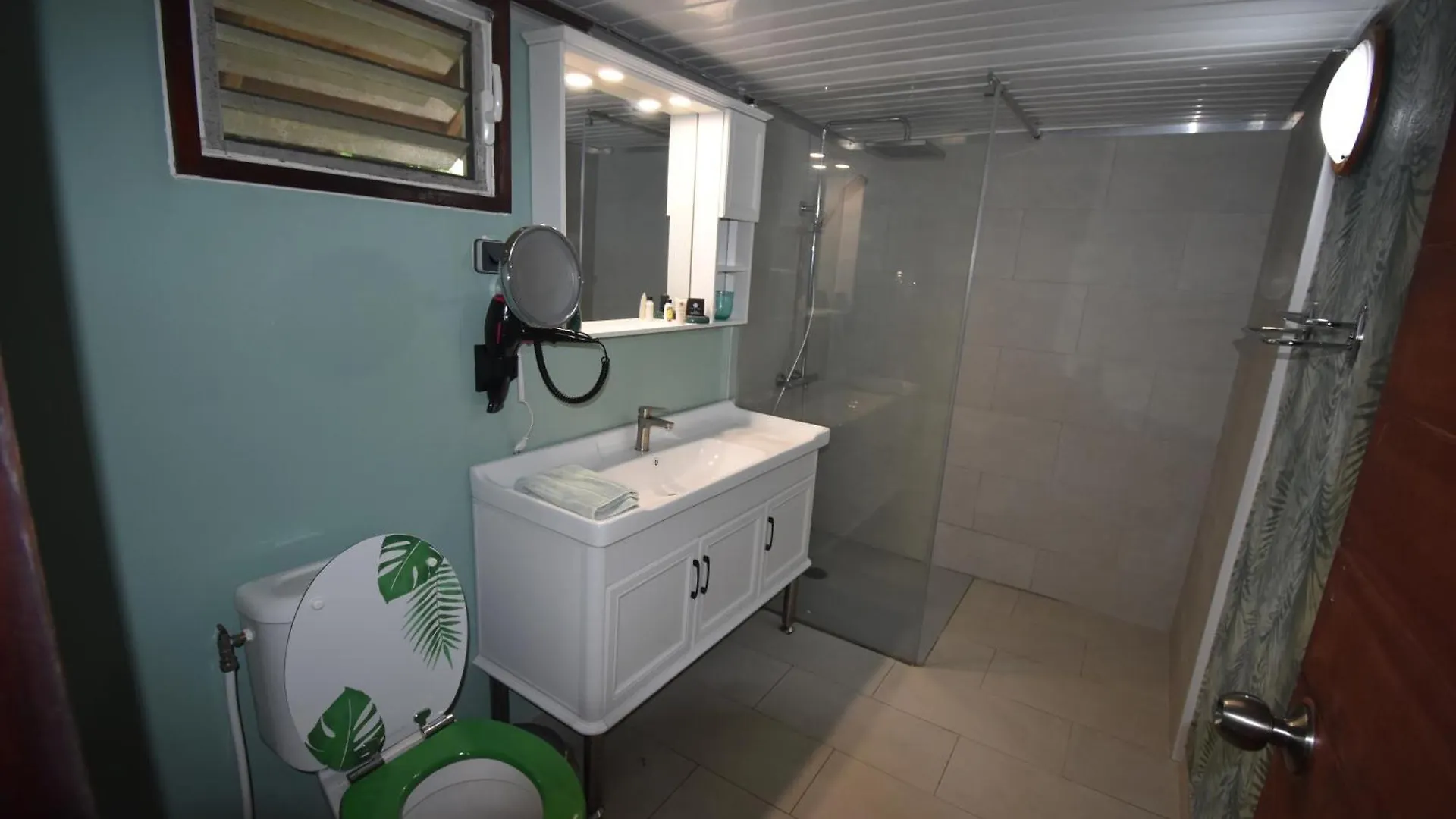 Fare Aute Beach Vaianae 2*,  Французская Полинезия